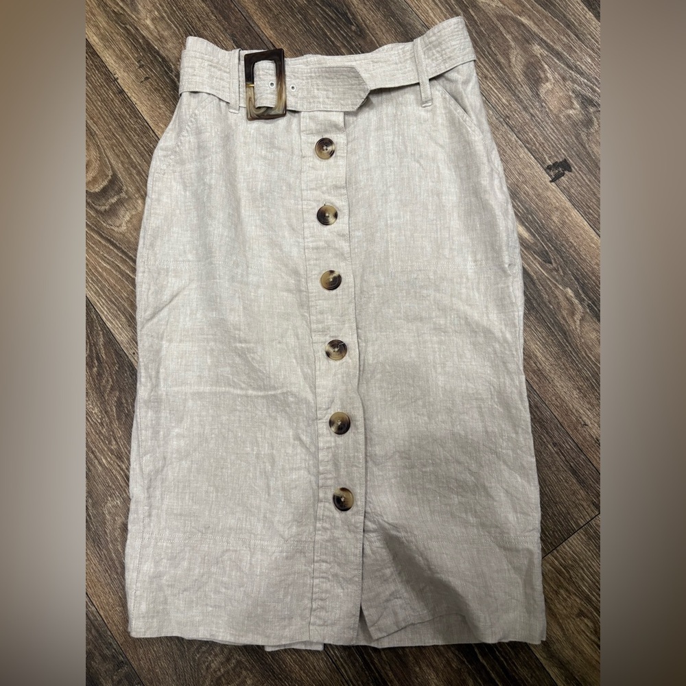 Elegant Beige Button-Down Skirt